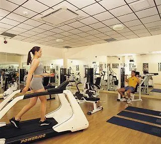 Corrib Heights מלון 4*